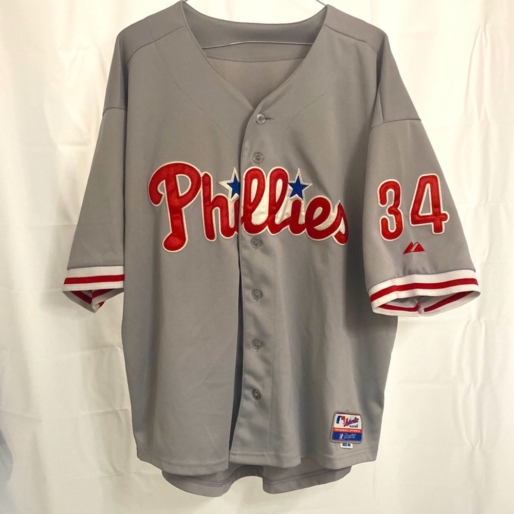 ✅Roy Halladay MLB Phillies Jersey